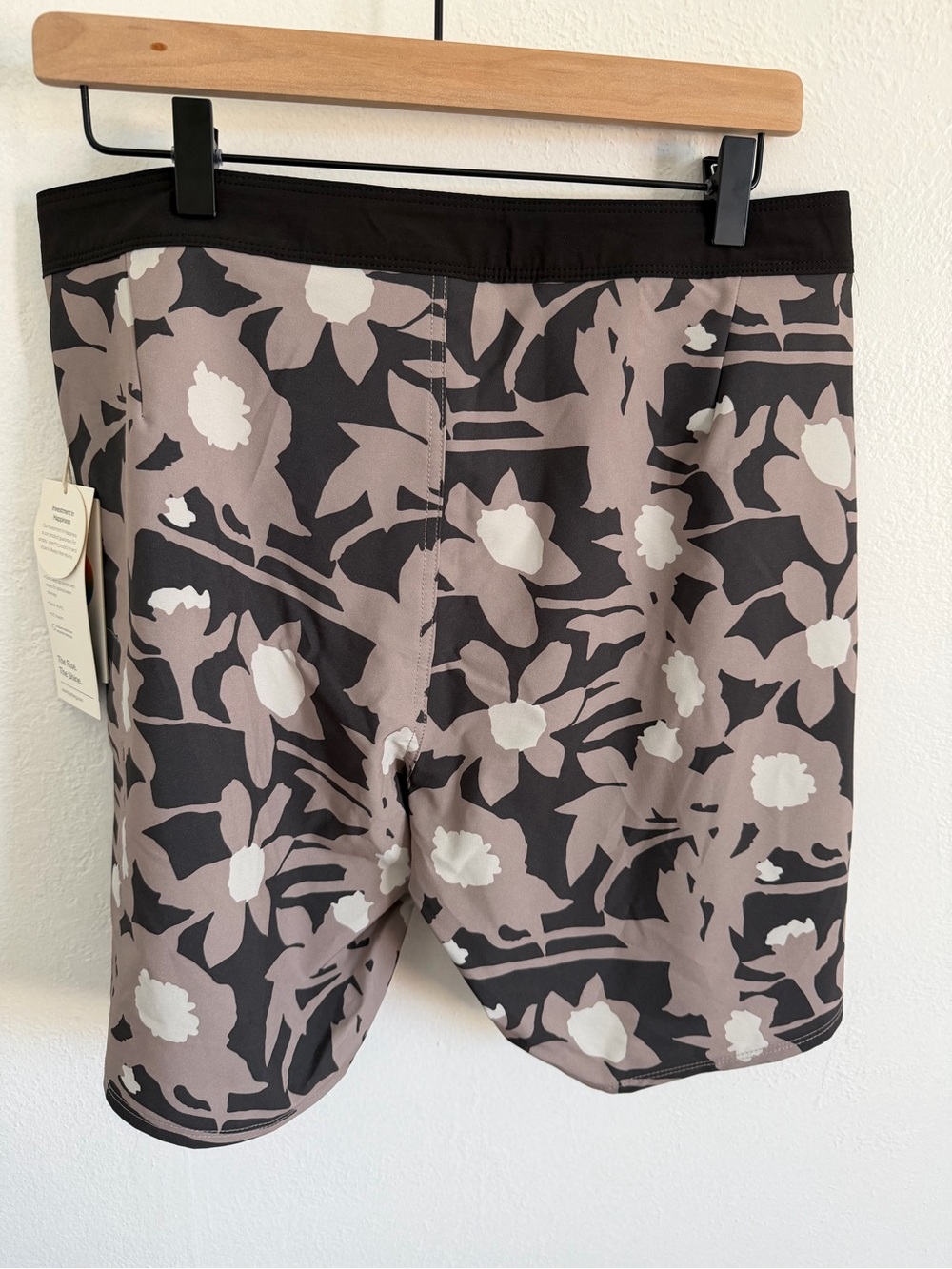 Vuori Men's Floral Camo Board Shorts - Black & Taupe - Picture 2 of 4